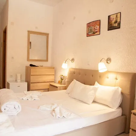Gioma 2* Agia Galini (Crete)