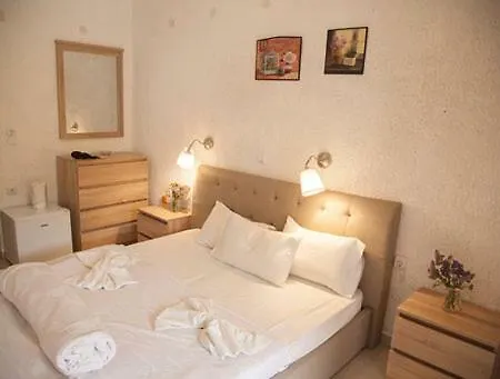 Gioma Hotel Agia Galini (Crete)